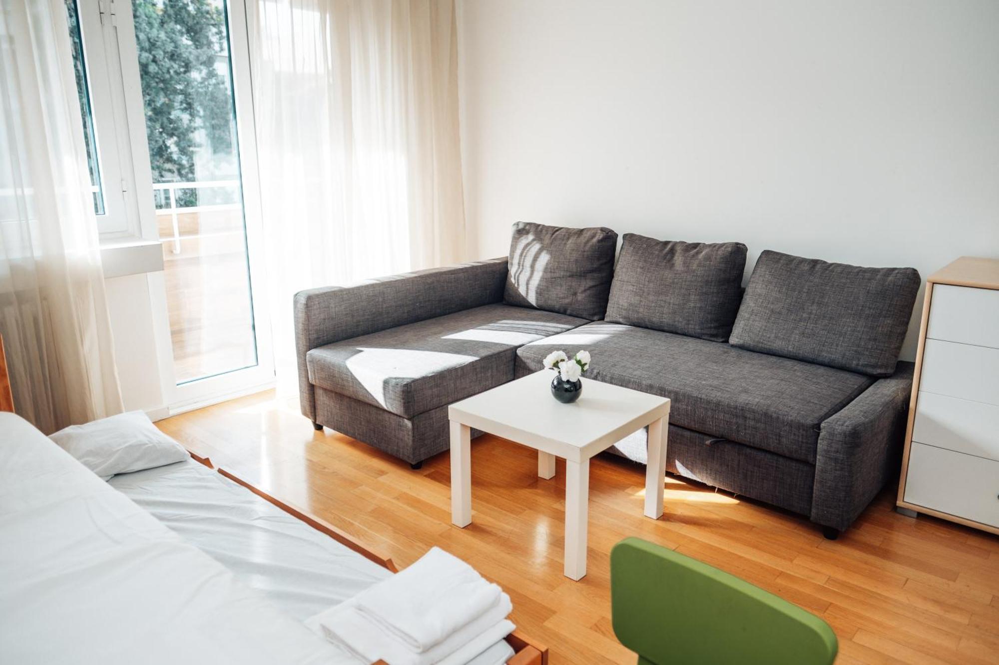 Crown Central Three Bedroom Apartment Belgrade Exterior photo